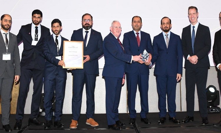 شرطة أبوظبي تفوز بجائزة التميز العالمية من المؤسسة الأوروبية لإدارة الجودة