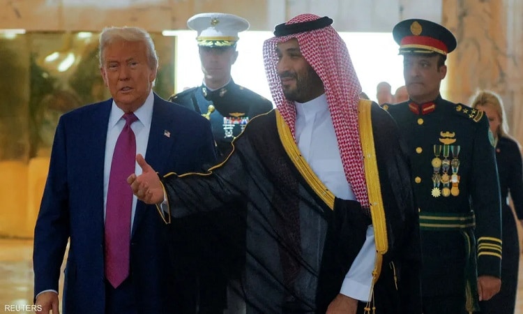 الرئيس الأميركي يصل إلى الرياض وولي العهد السعودي في مقدمة مستقبليه