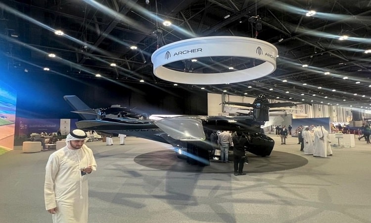 التشغيل التجريبي لأول «تاكسي طائر» في الإمارات قبل نهاية 2025