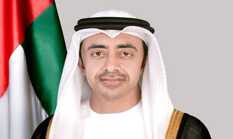 عبدالله بن زايد يرحب بإعلان فرنسا عزمها الاعتراف بدولة فلسطين