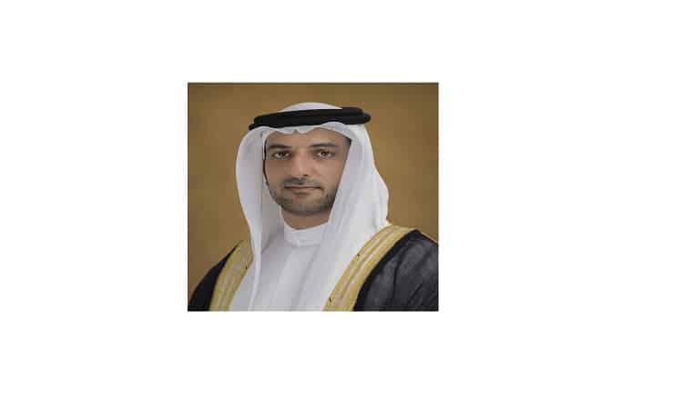 سلطان بن أحمد القاسمي يوجه بمنح دراسية بجامعة الشارقة لأوائل الثانوية