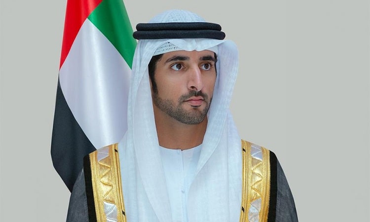 حمدان بن محمد يطلق أول تصنيف عالمي لتعزيز الشفافية في البحث بين الإنسان والآلة