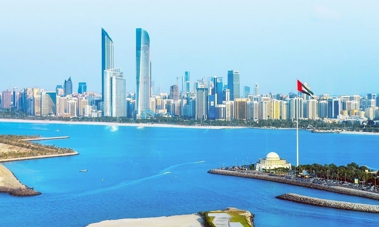 اقتصاد الإمارات ينمو 5.3% للأنشطة غير النفطية في الربع الأول