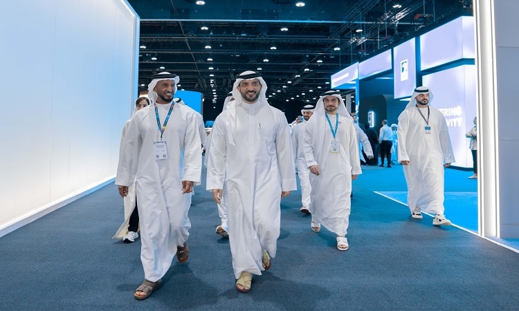 سلطان بن أحمد القاسمي يزور فعاليات قمة “بريدج 2025” في أبوظبي