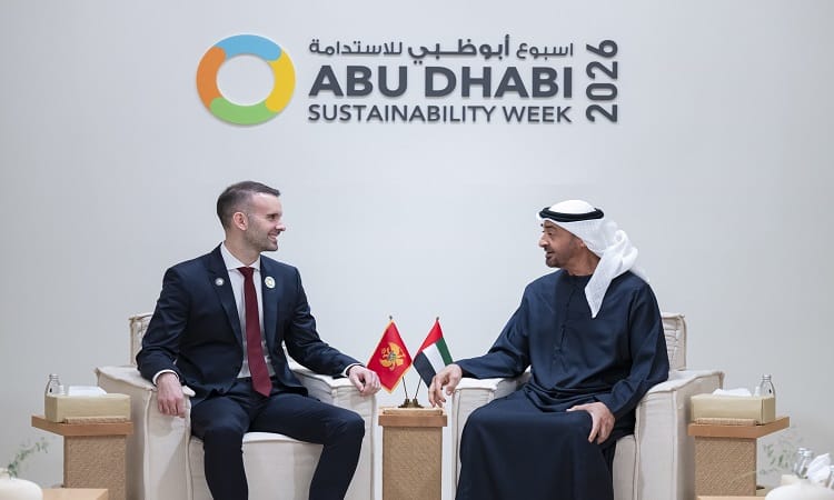 رئيس الدولة يلتقي رئيس وزراء مونتينغرو خلال فعاليات “أسبوع أبوظبي للاستدامة”