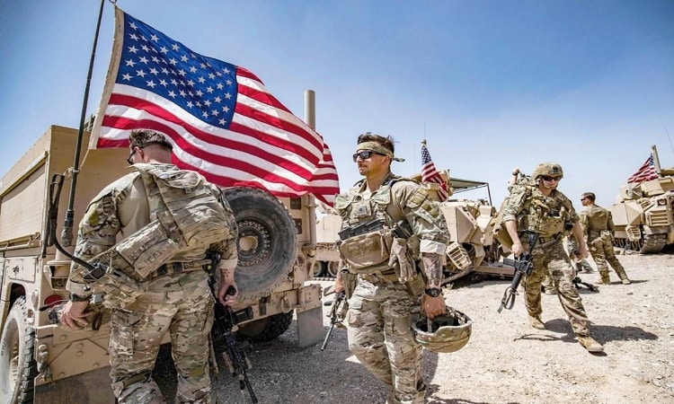 خطة الـ 30 يوماً.. 5 دوافع استراتيجية تنهي الوجود الأمريكي في سوريا