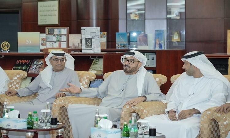 “الإمارات للدراسات” ينظم جلسة رمضانية بمشاركة جمال سند السويدي