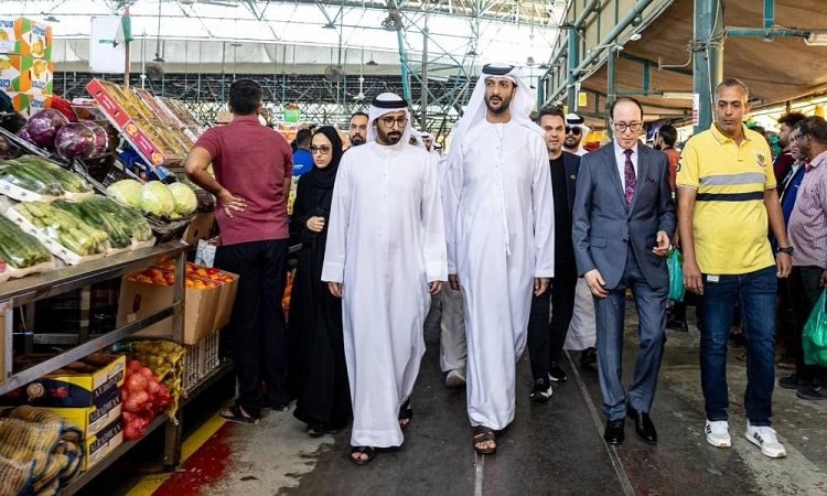 عبدالله بن طوق: لن نسمح بأي ممارسات تجارية غير سليمة