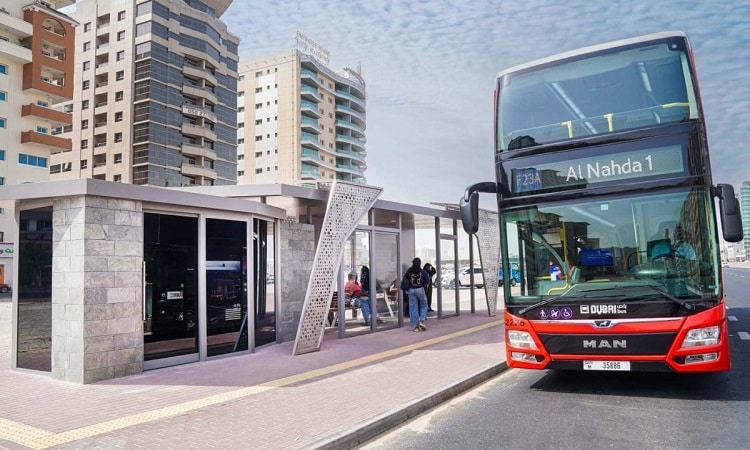 “طرق دبـي” تُنجز 726 مظلّة لركاب حافلات المواصلات العامة في مناطق حيوية بالإمارة