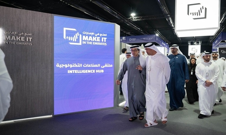 منصور بن زايد: نمضي بثبات لترسيخ مكانة الإمارات مركزاً صناعياً عالمياً
