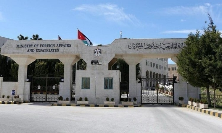 الأردن يستدعي القائم بأعمال سفارة إيران ويبلغه رسالة احتجاج شديدة اللهجة
