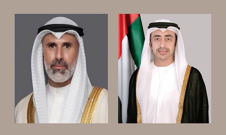 عبدالله بن زايد يتلقى اتصالاً هاتفياً من وزير خارجية الكويت