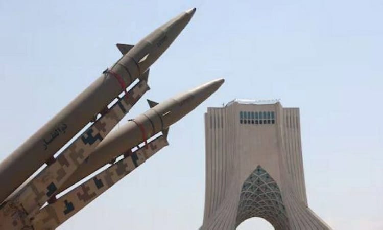 «فاينانشيال تايمز»: خطة إيرانية لمهاجمة دول أوروبية بالصواريخ والمسيرات