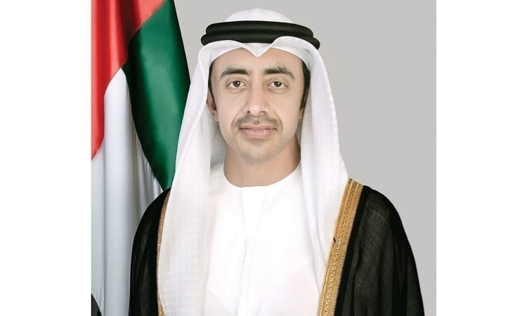 عبدالله بن زايد يهنئ هاتفياً وزير خارجية كولومبيا ويبحثان تعزيز العلاقات الثنائية