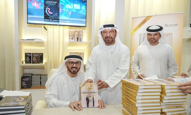 بين حكمة القيادة ومستقبل الإنسان.. جمال السويدي يوقّع أحدث إصداراته في «أبوظبي للكتاب»