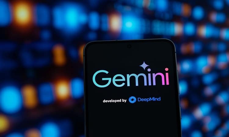 “مكتب الذكاء الاصطناعي” يطلق اشتراكاً مجانياً لطلاب الجامعات عبر “Google Gemini”