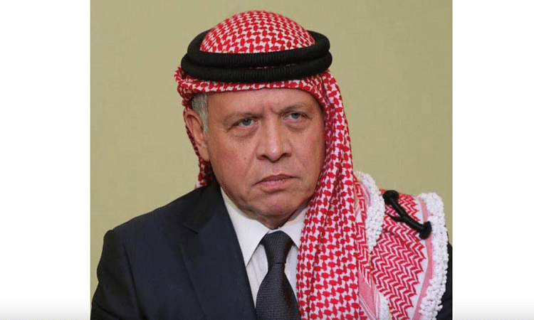 رئيس الدولة في مقدمة مستقبليه.. ملك الأردن يصل إلى الدولة في زيارة أخوية