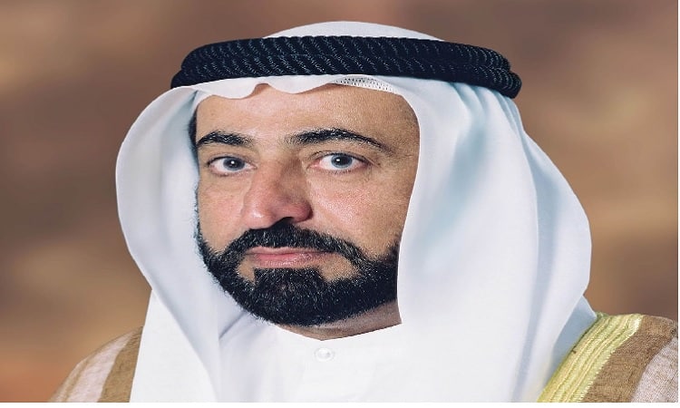 حاكم الشارقة يوجّه برفع الحد الأدنى للعيش الكريم إلى 20 ألف درهم
